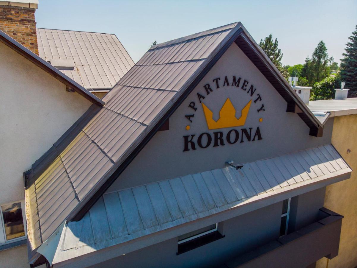 Apartamenty Korona Кросно Екстер'єр фото